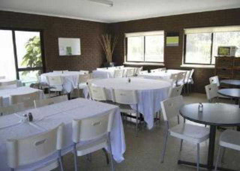 Cobram Barooga Golf Resort Restoran gambar